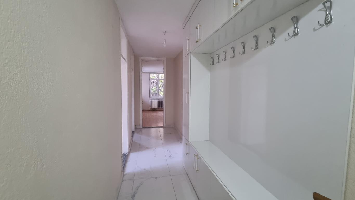 Kiralık MECİDİYEDE 2+1 ARAKAT DAİRE