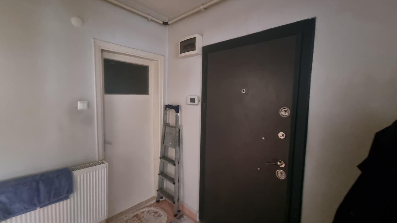 Satılık KURTULUŞ CADDESİ ÜZERİ 3+1 ARAKAT DAİRE